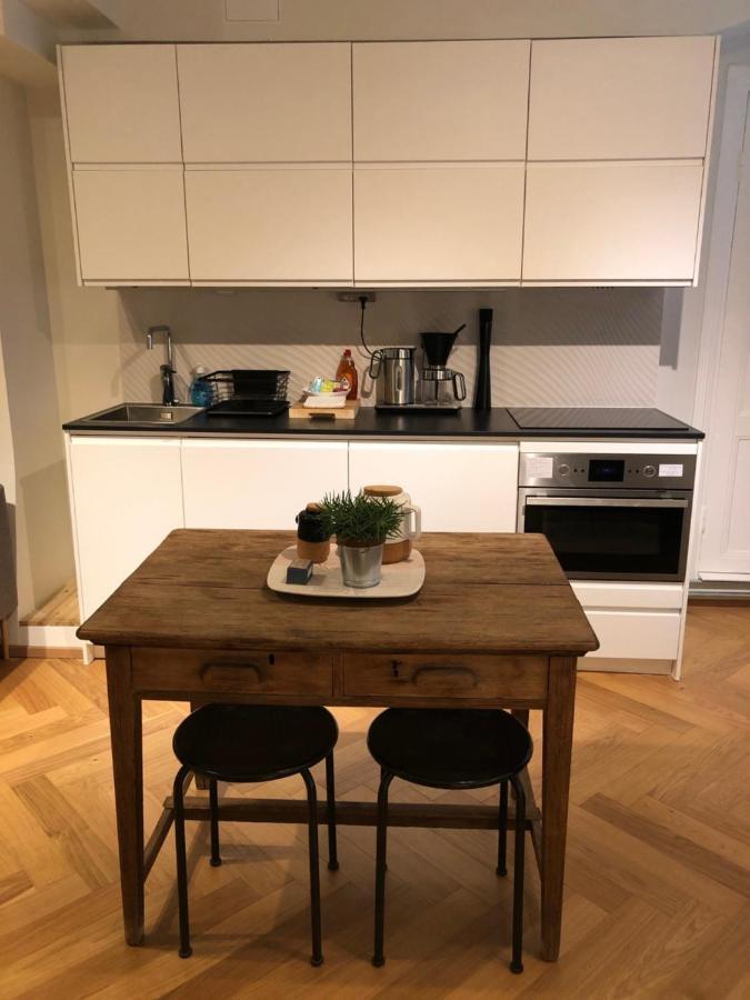 Picturesque Area In Helsinki Center Apartment Bagian luar foto